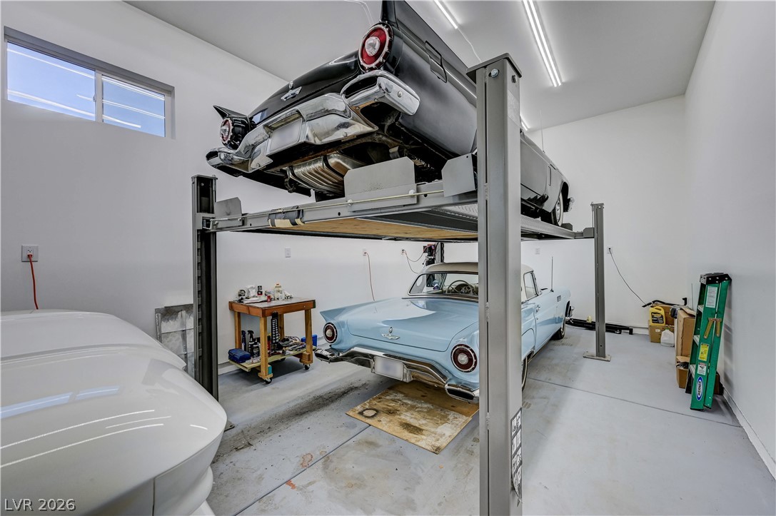 1591 Rocking Horse Drive