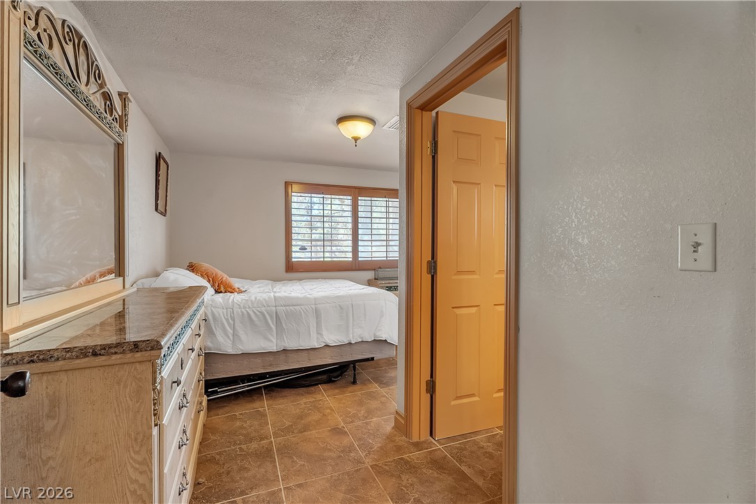 12575 West Wigwam Avenue