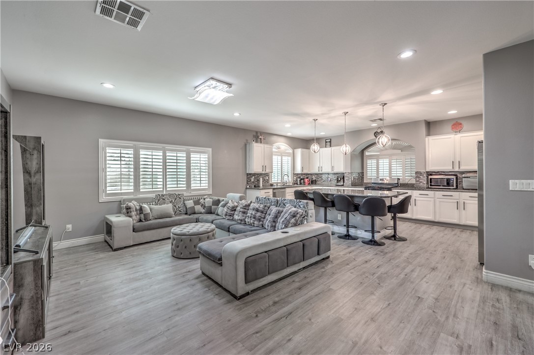 8200 Duncan Peak Court