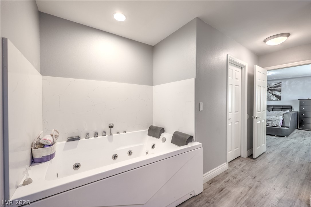 8200 Duncan Peak Court