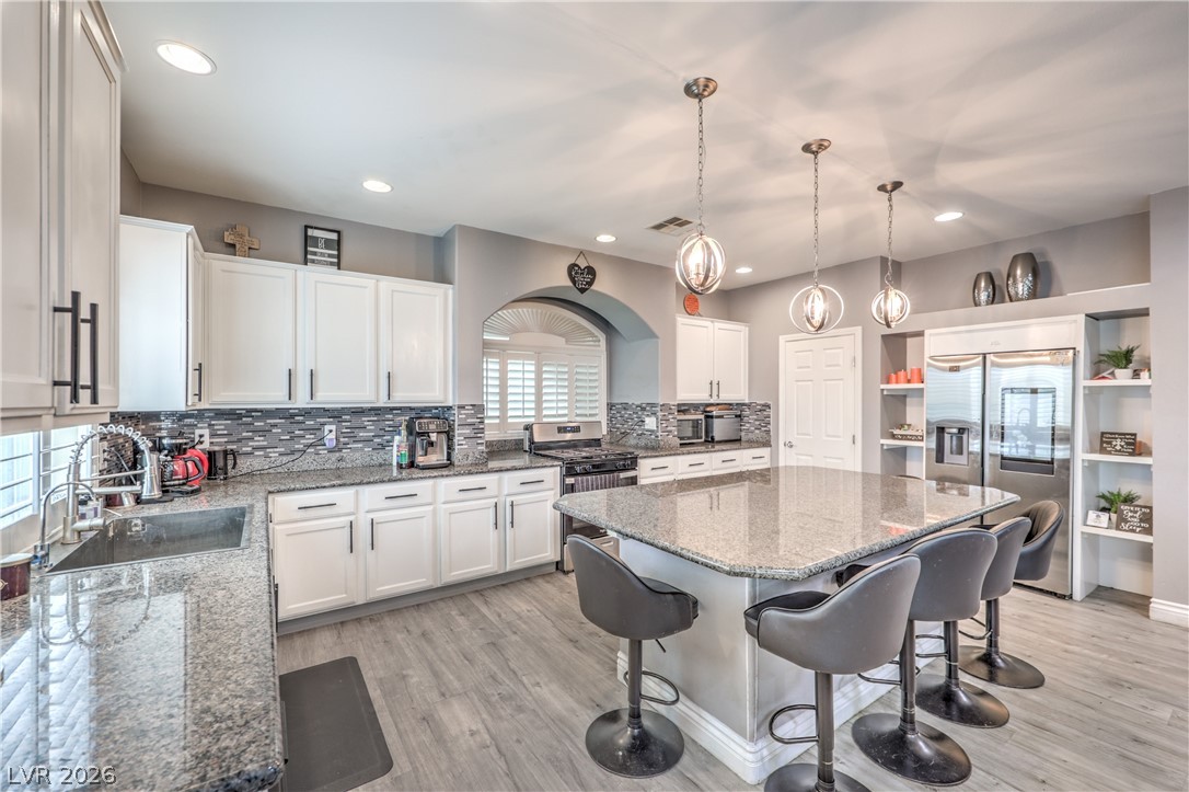 8200 Duncan Peak Court