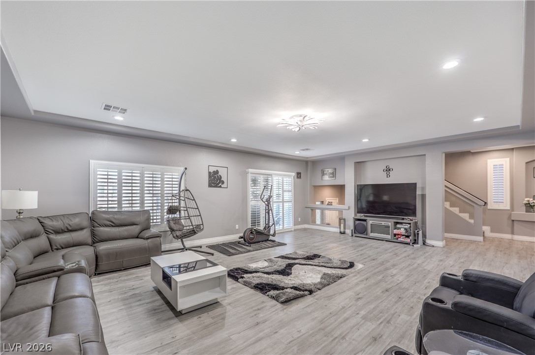 8200 Duncan Peak Court