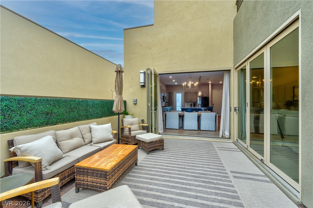 4142 Ombre Street