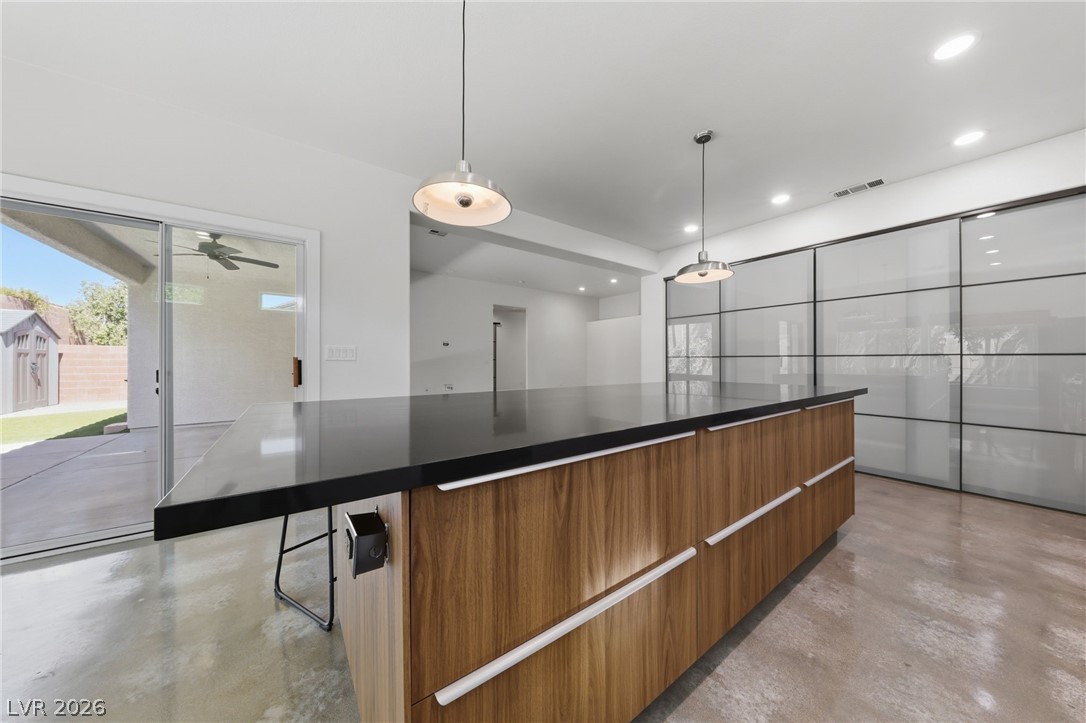 1053 Golden Splendor Court