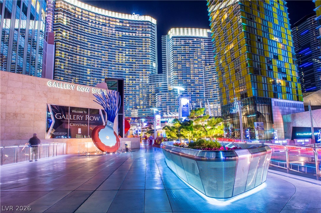 3722 Las Vegas Boulevard 907