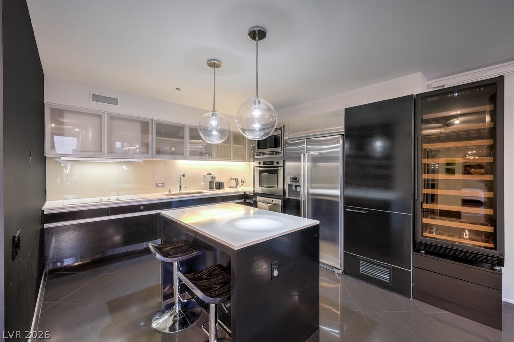 3722 Las Vegas Boulevard 907