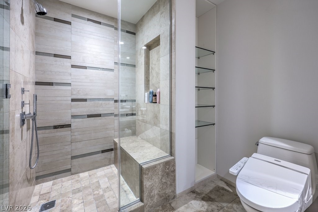 3722 Las Vegas Boulevard 907