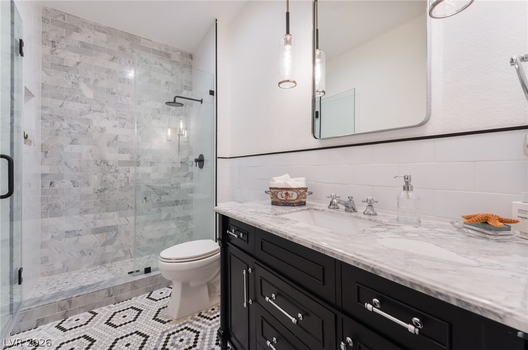 1920 Summer Palm Place 103