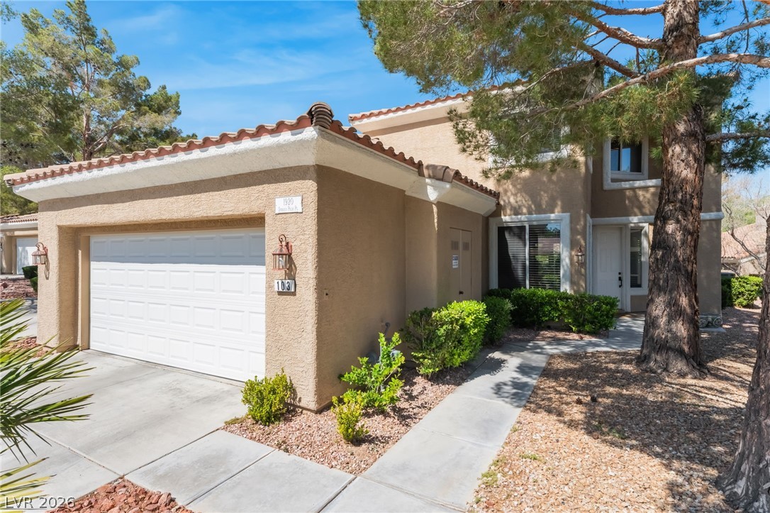 1920 Summer Palm Place 103