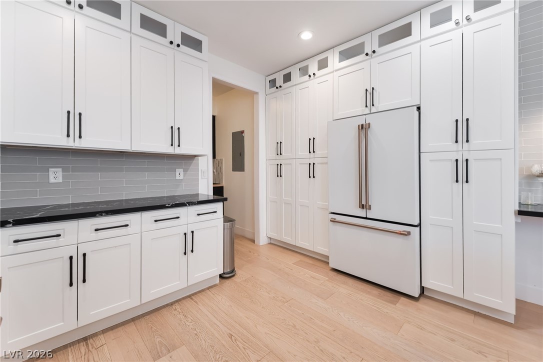 1920 Summer Palm Place 103