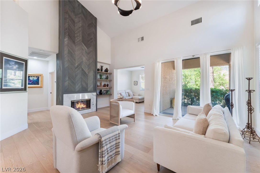 1920 Summer Palm Place 103