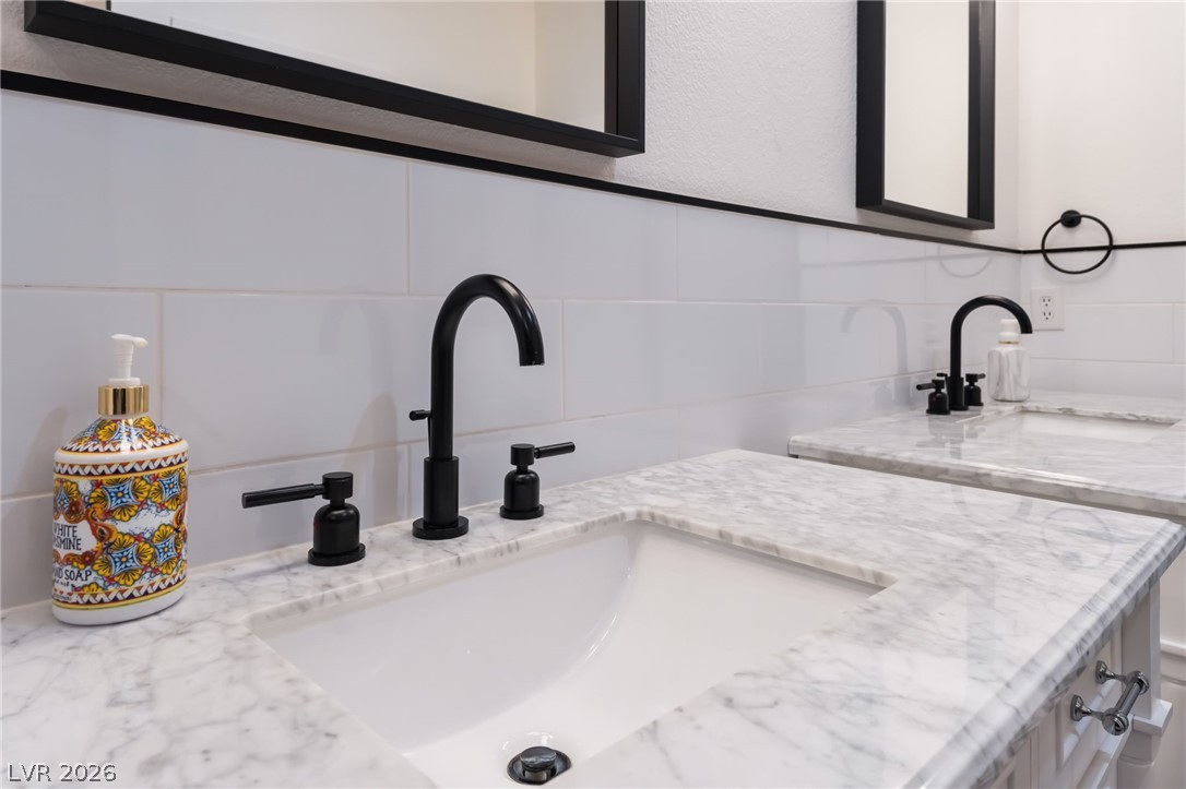 1920 Summer Palm Place 103