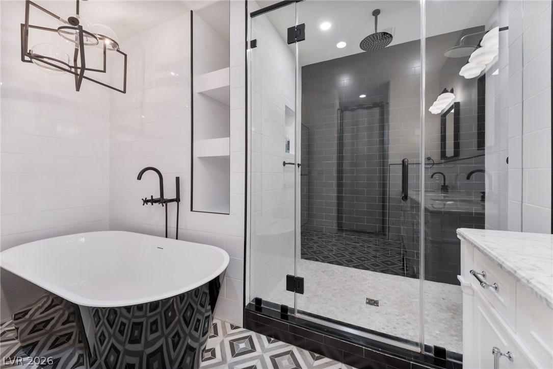 1920 Summer Palm Place 103