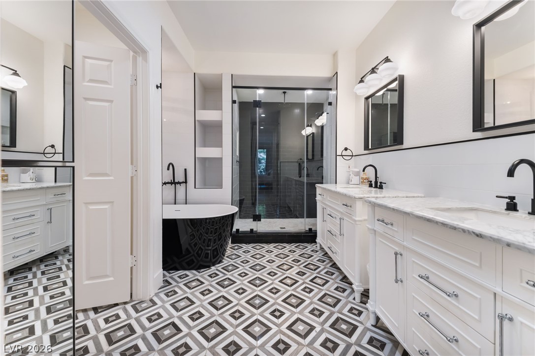 1920 Summer Palm Place 103