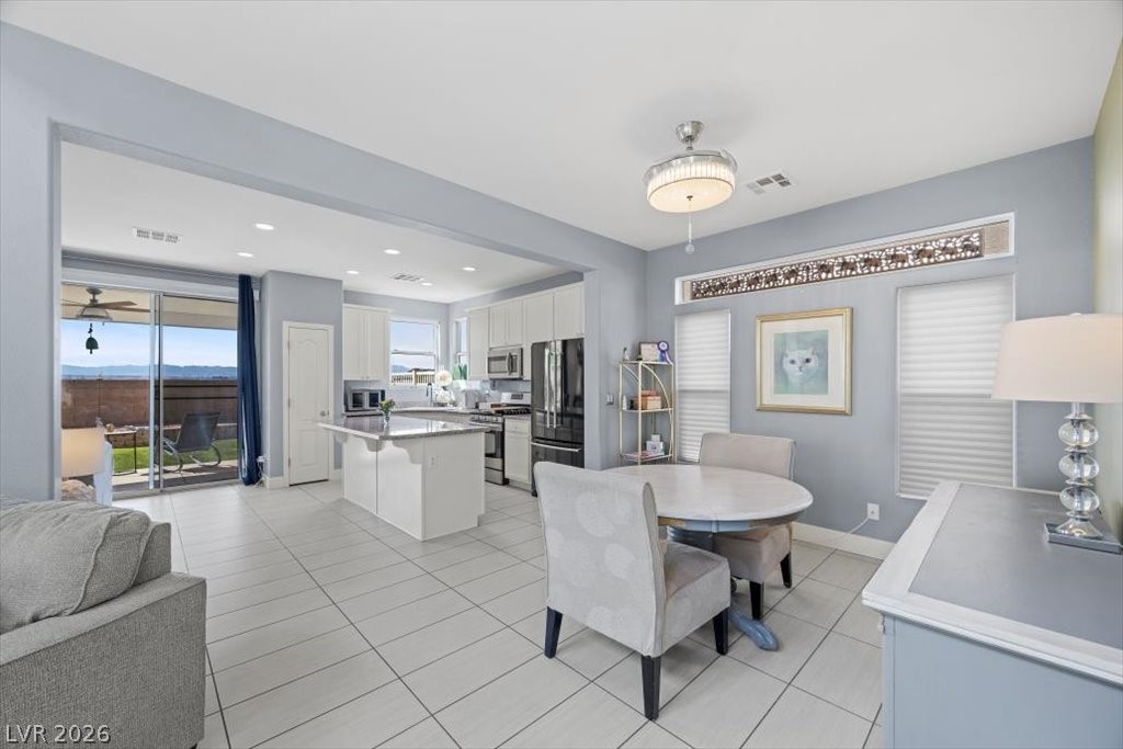 1141 Cactus Rock Street