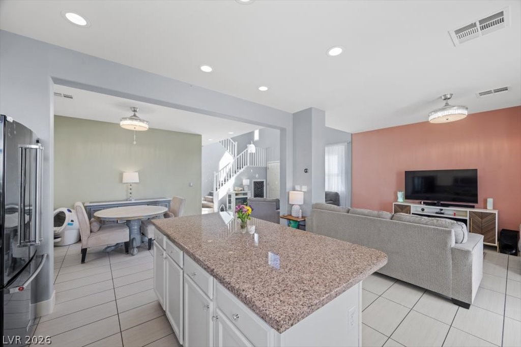 1141 Cactus Rock Street