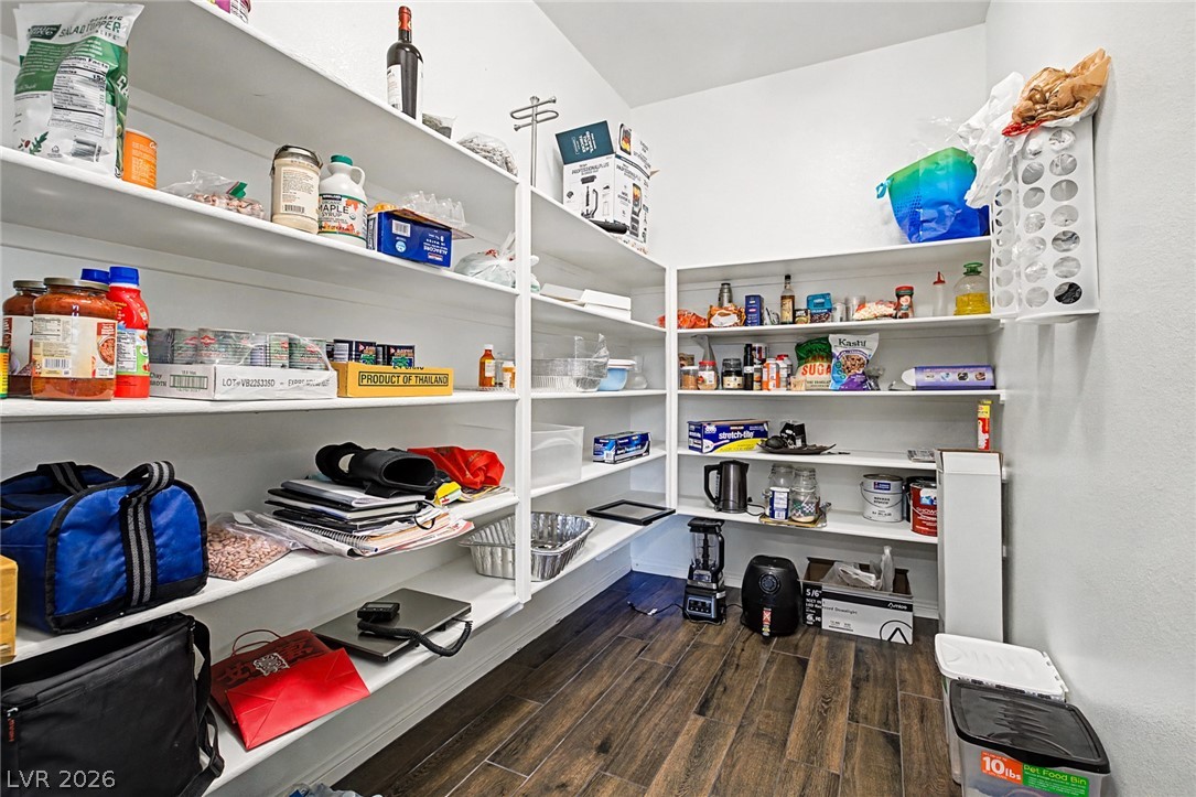 9565 Vital Crest Street