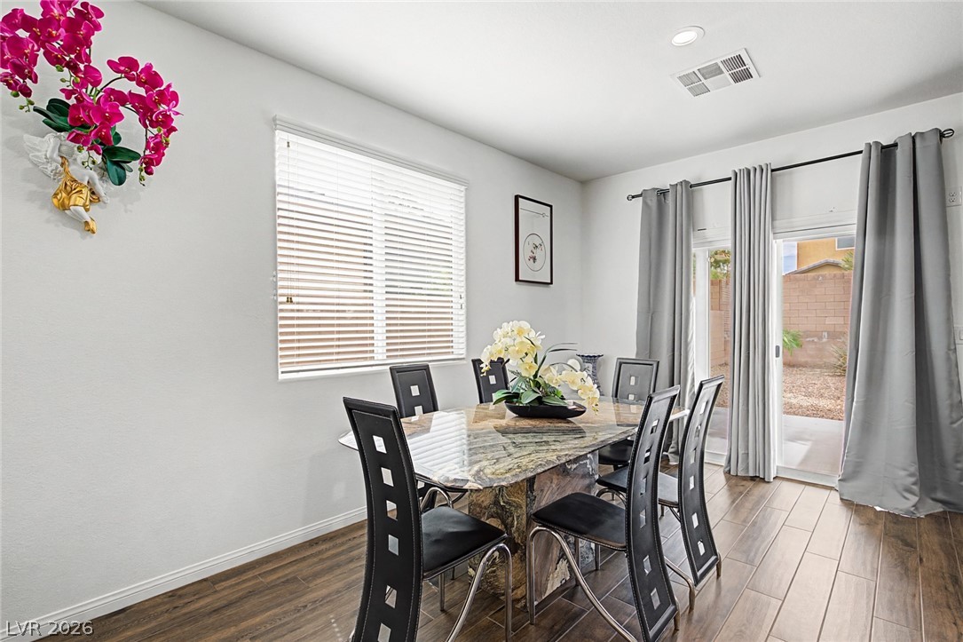 9565 Vital Crest Street