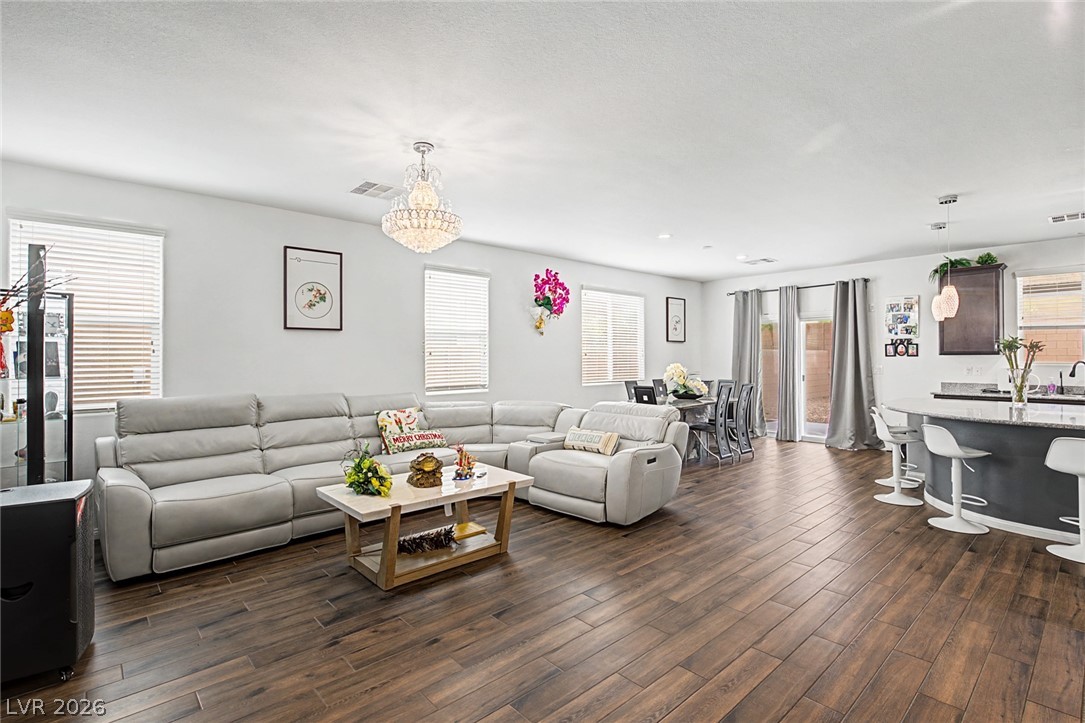 9565 Vital Crest Street