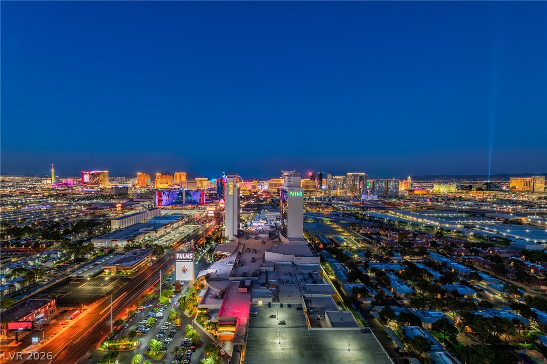 4381 West Flamingo Road 3904