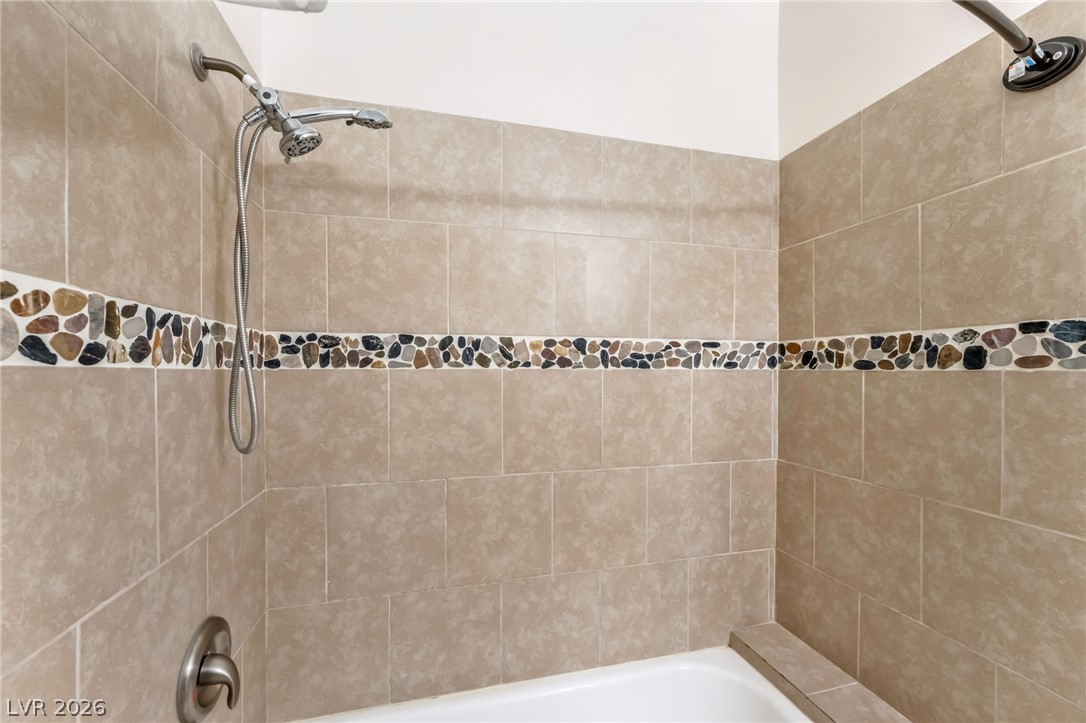 900 Heavenly Hills Court 213