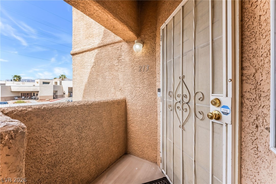 900 Heavenly Hills Court 213