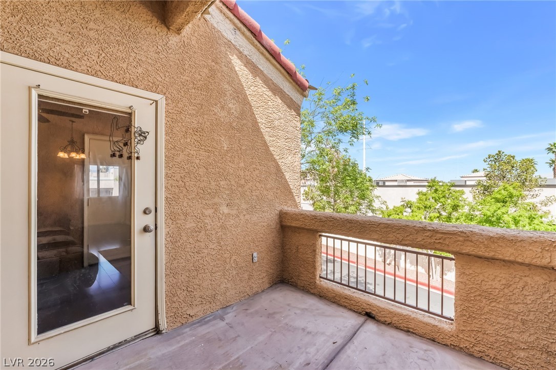 900 Heavenly Hills Court 213