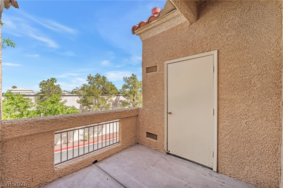 900 Heavenly Hills Court 213