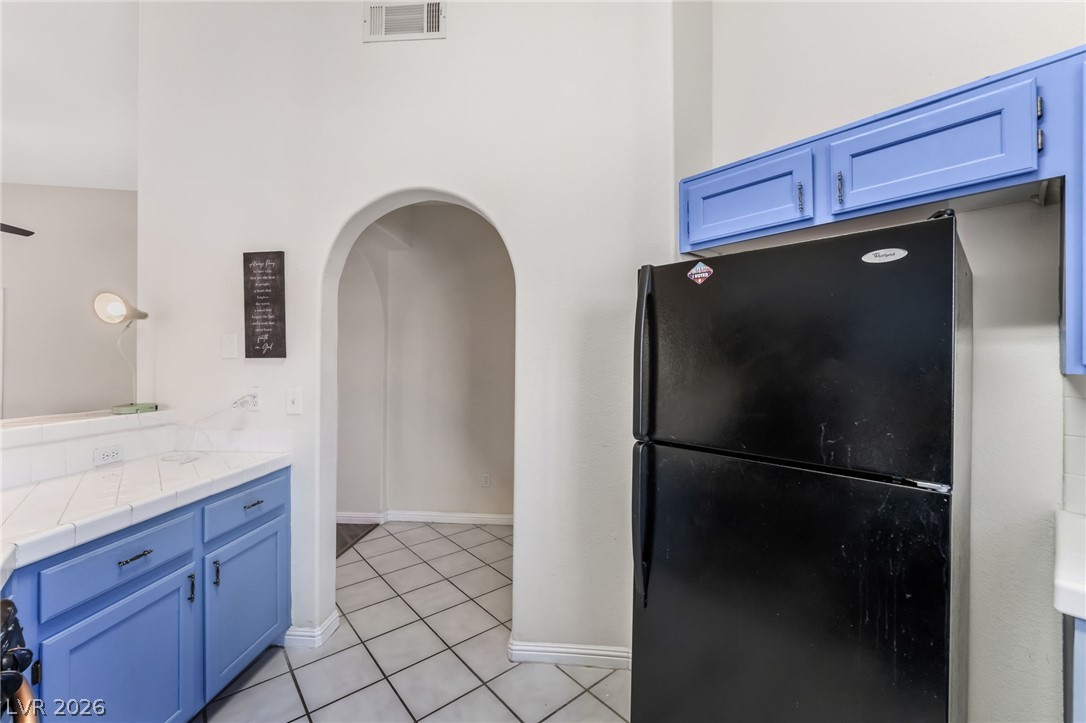 900 Heavenly Hills Court 213