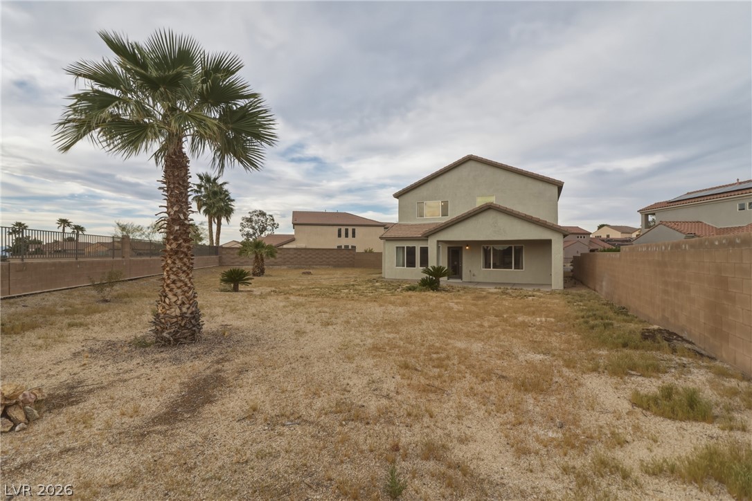 2943 Ainslie Lake Avenue