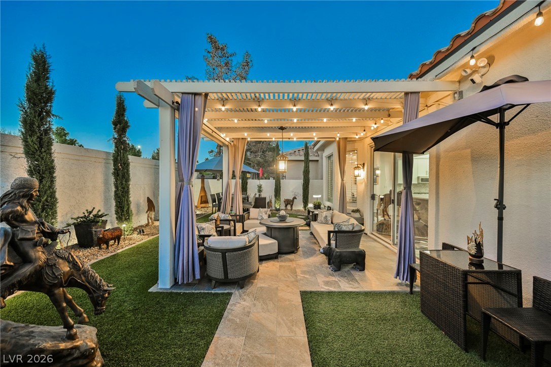 1613 Hidden Spring Drive