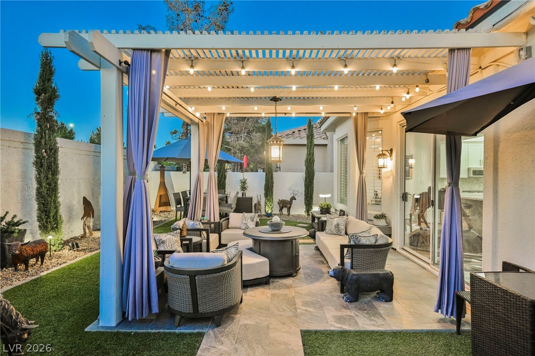 1613 Hidden Spring Drive