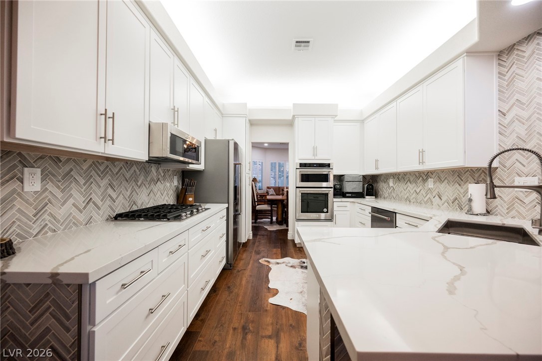 1613 Hidden Spring Drive