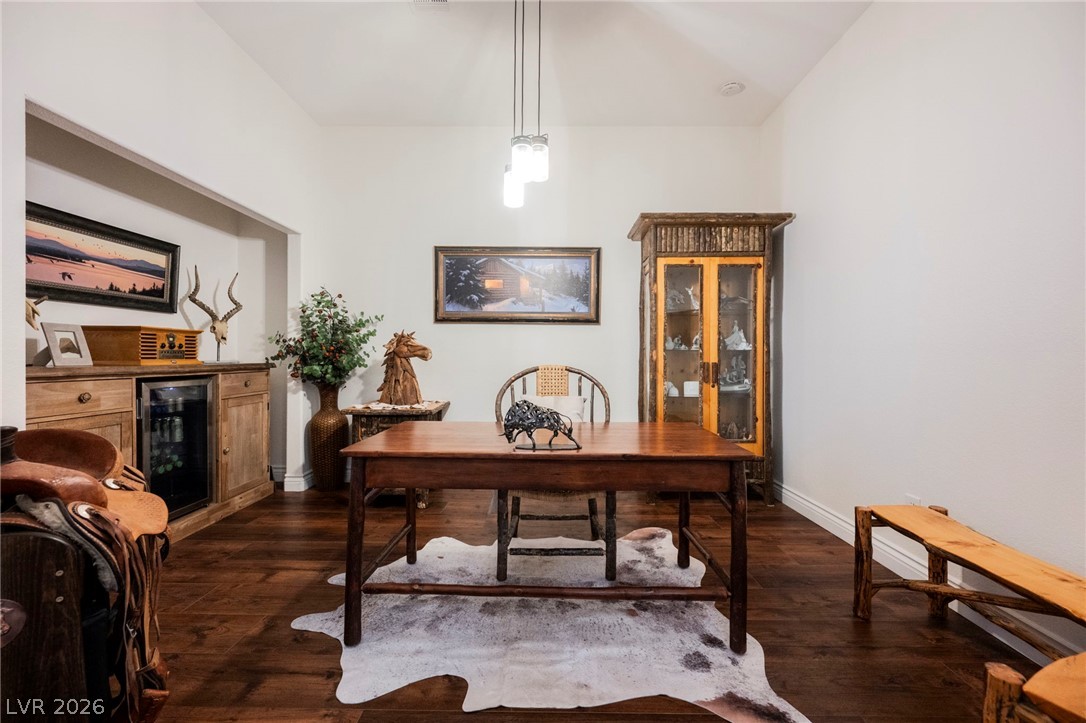 1613 Hidden Spring Drive