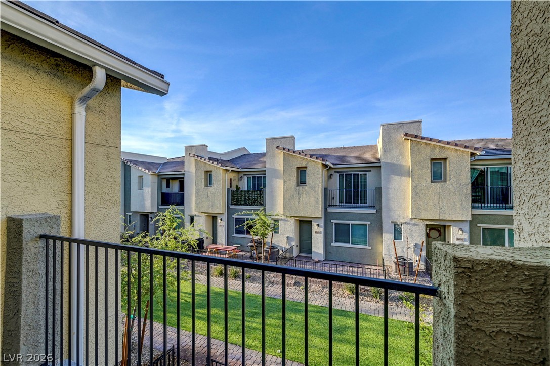 2650 Wimbledon White Court