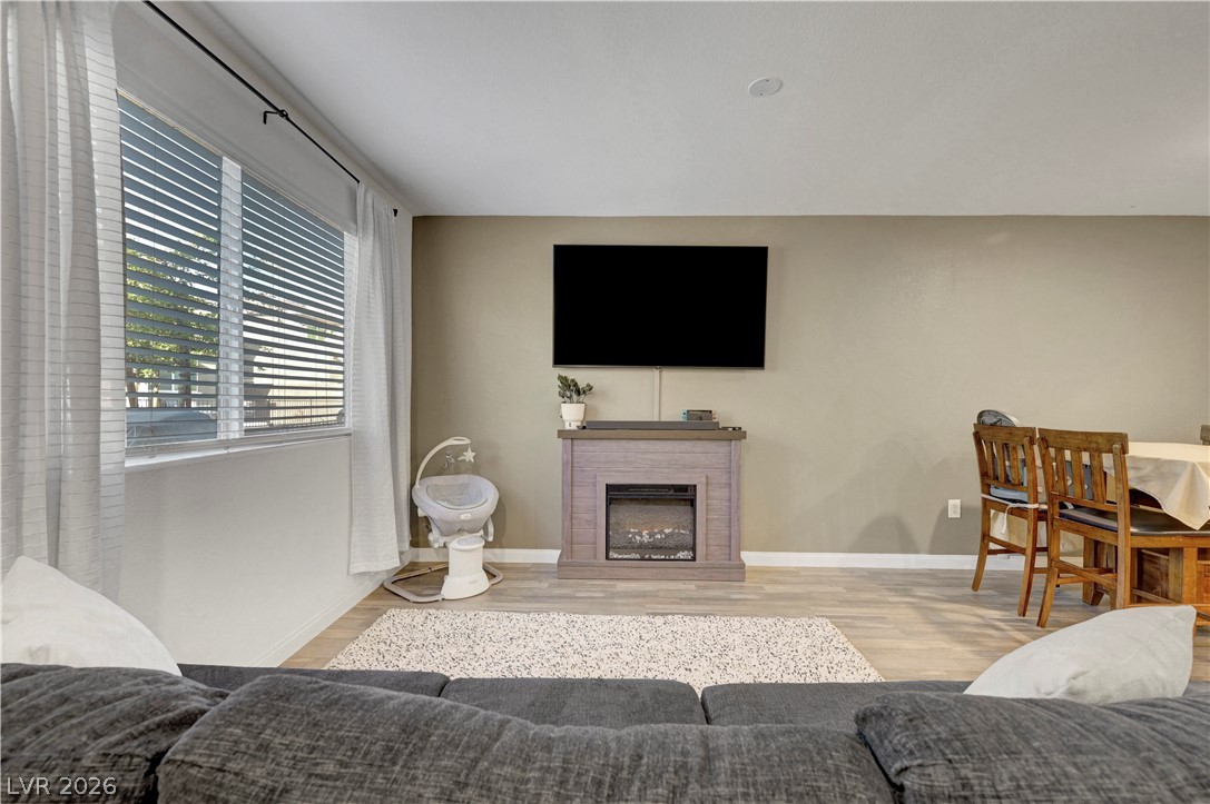2650 Wimbledon White Court