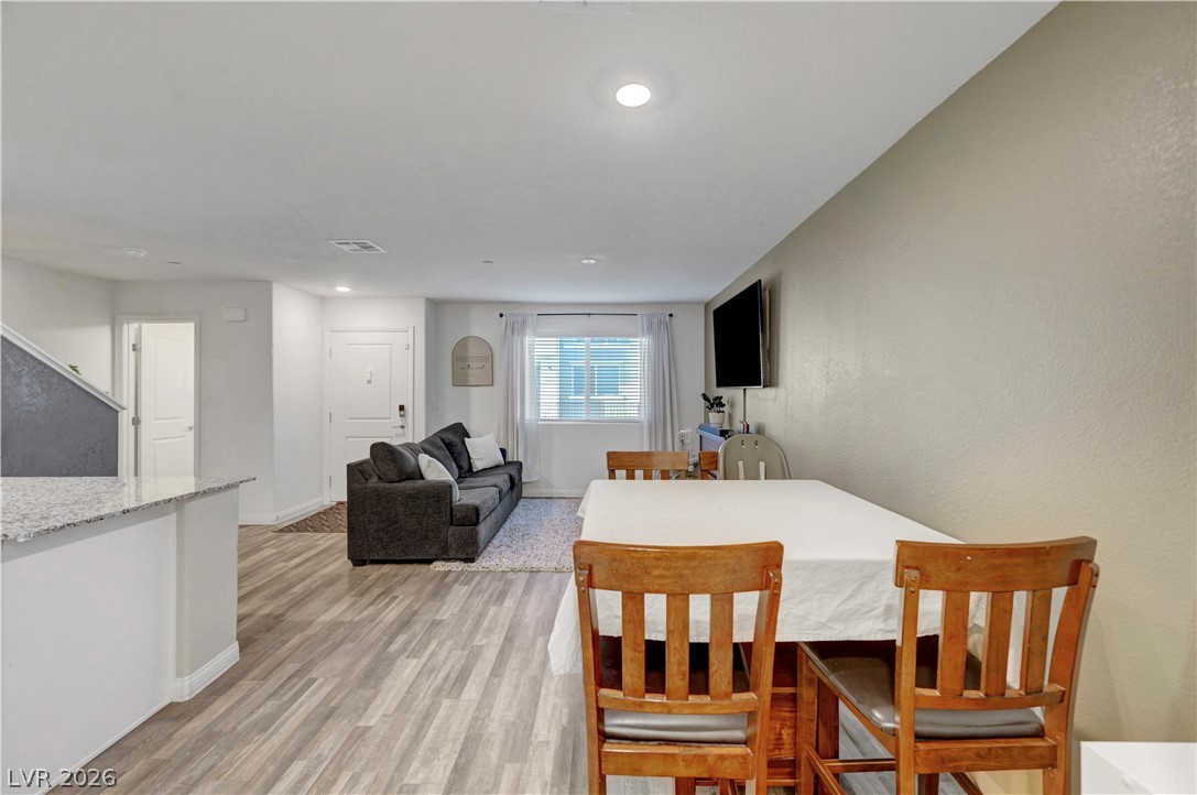 2650 Wimbledon White Court