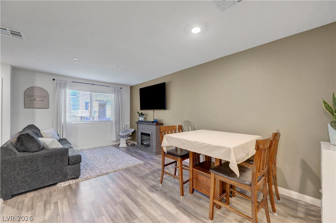 2650 Wimbledon White Court