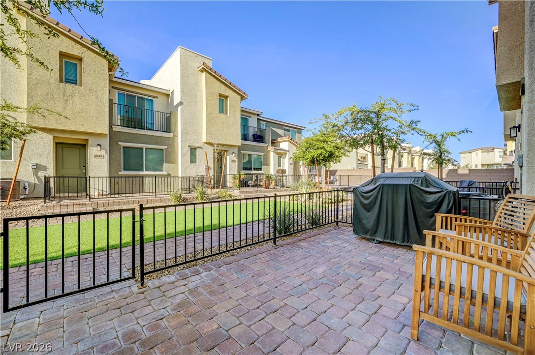 2650 Wimbledon White Court