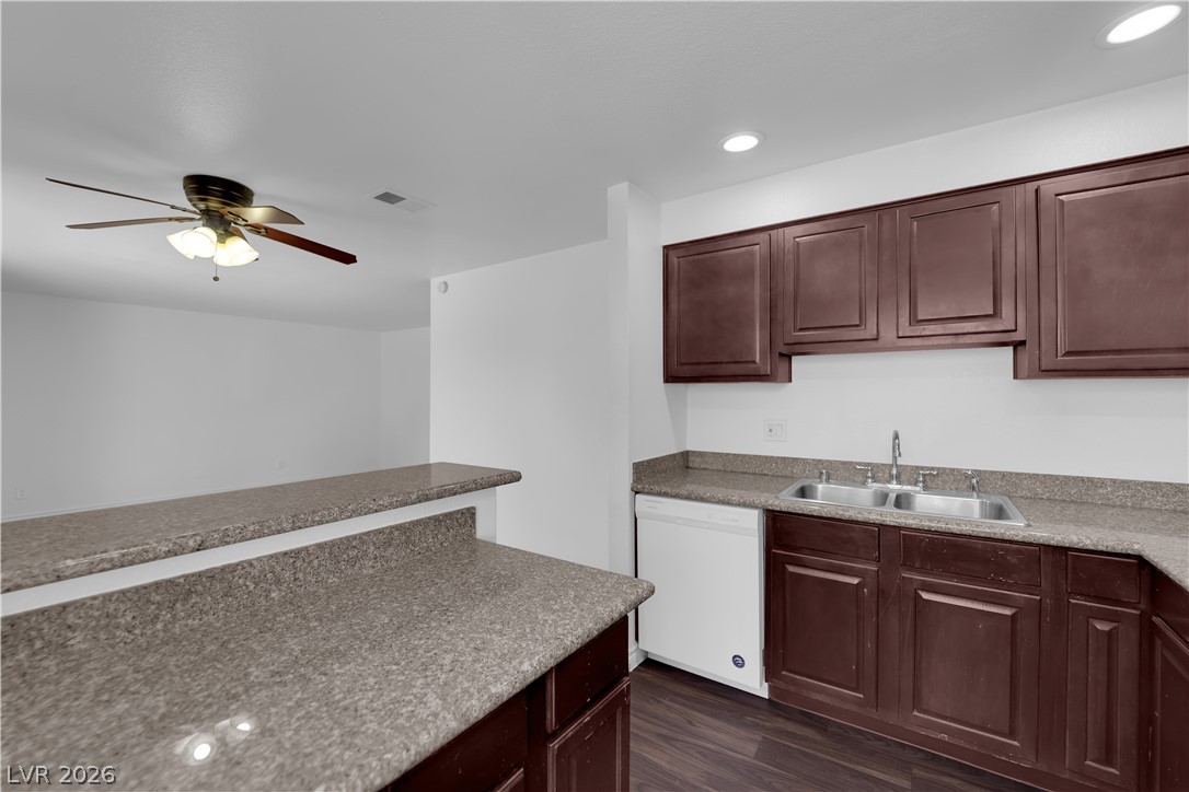 4421 Alexis Drive 428