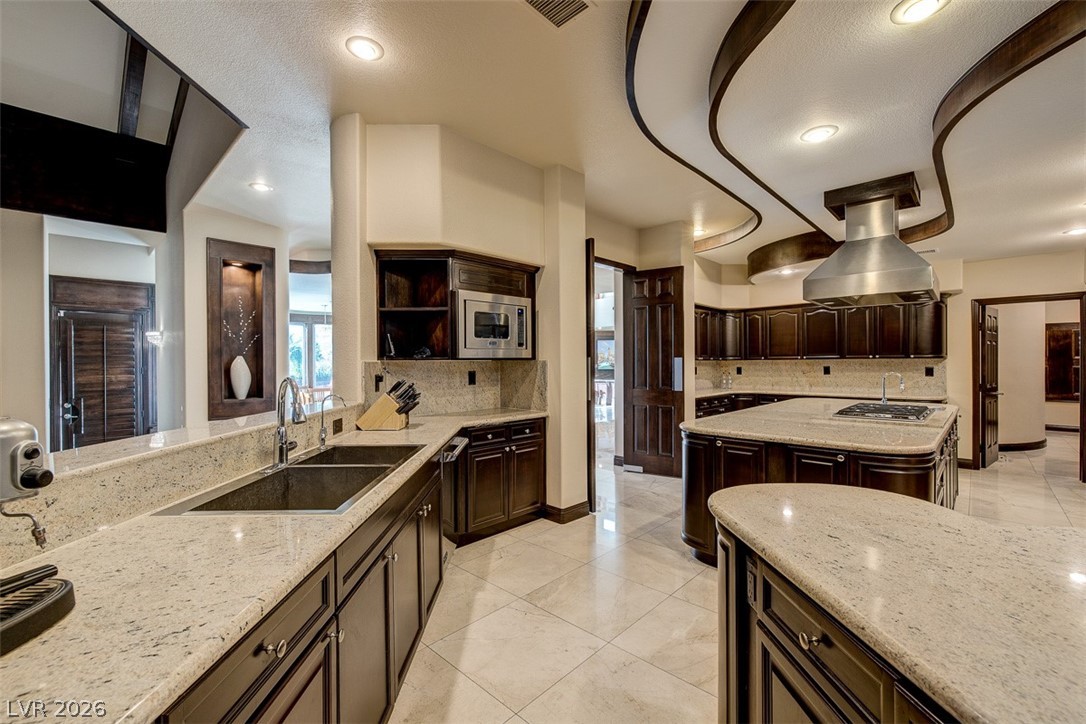 4927 Spanish Heights Drive