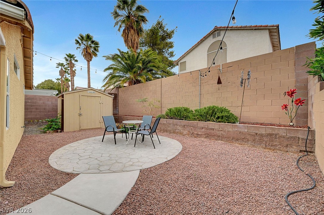 10008 Yellow Canary Avenue