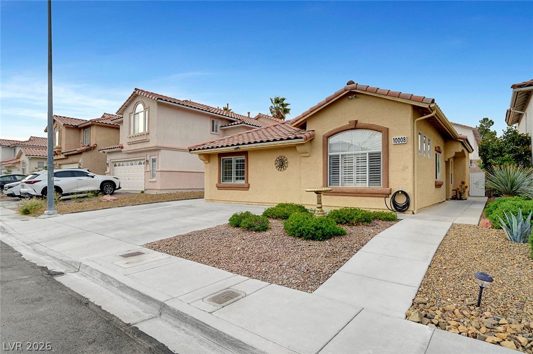 10008 Yellow Canary Avenue