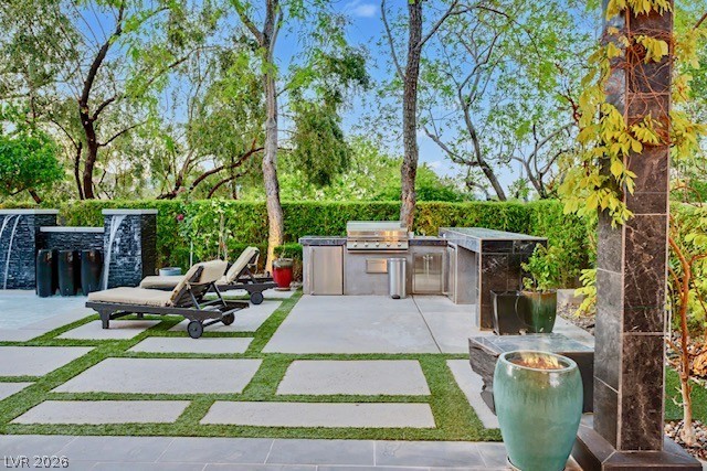 24 Panorama Crest Avenue