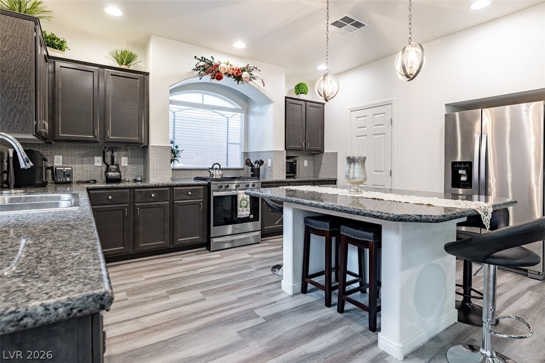 8509 Silver Coast Street