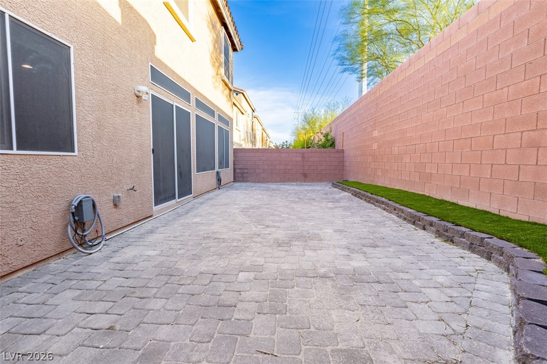 8509 Silver Coast Street