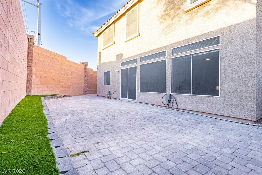 8509 Silver Coast Street