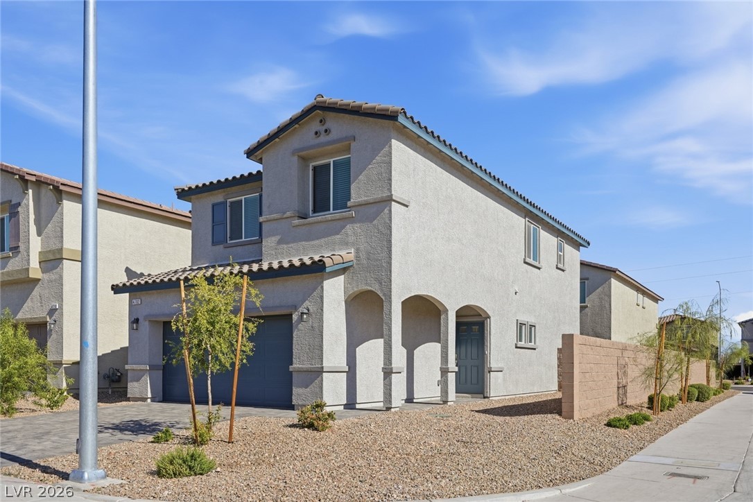4702 Arctic Cliffs Avenue