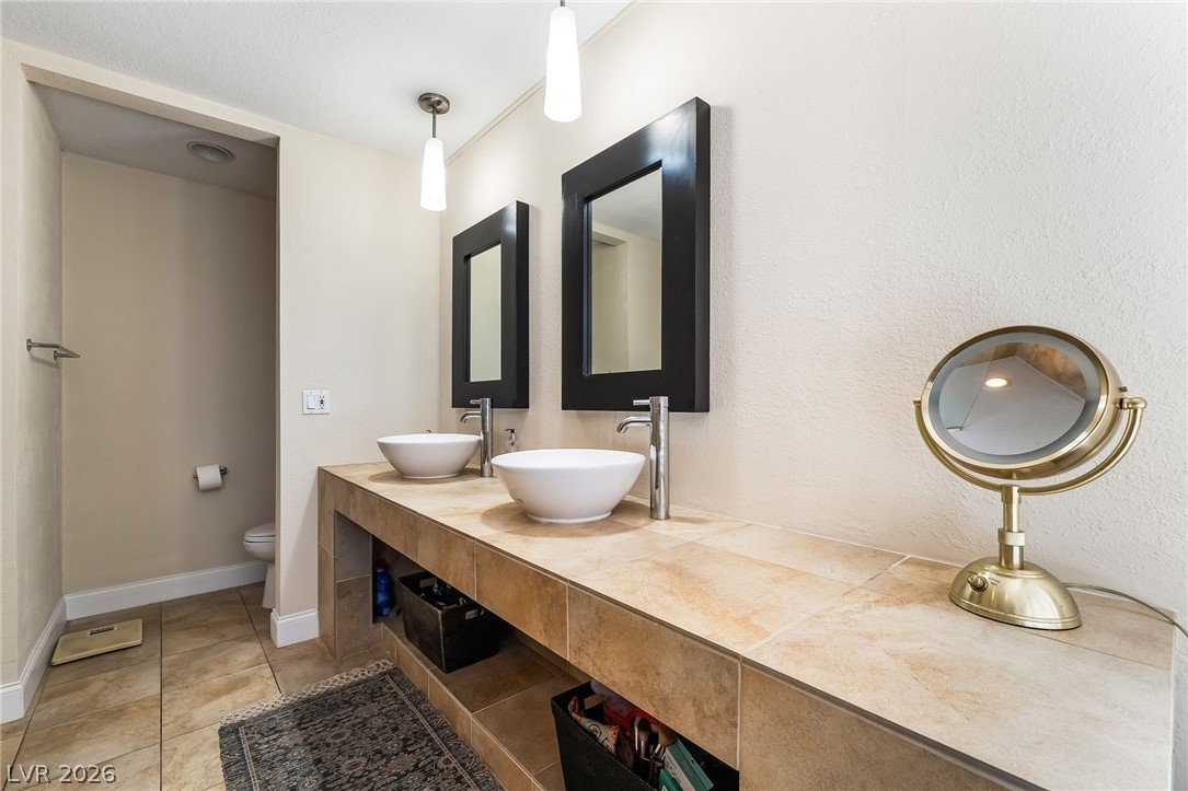 6741 Bodega Drive