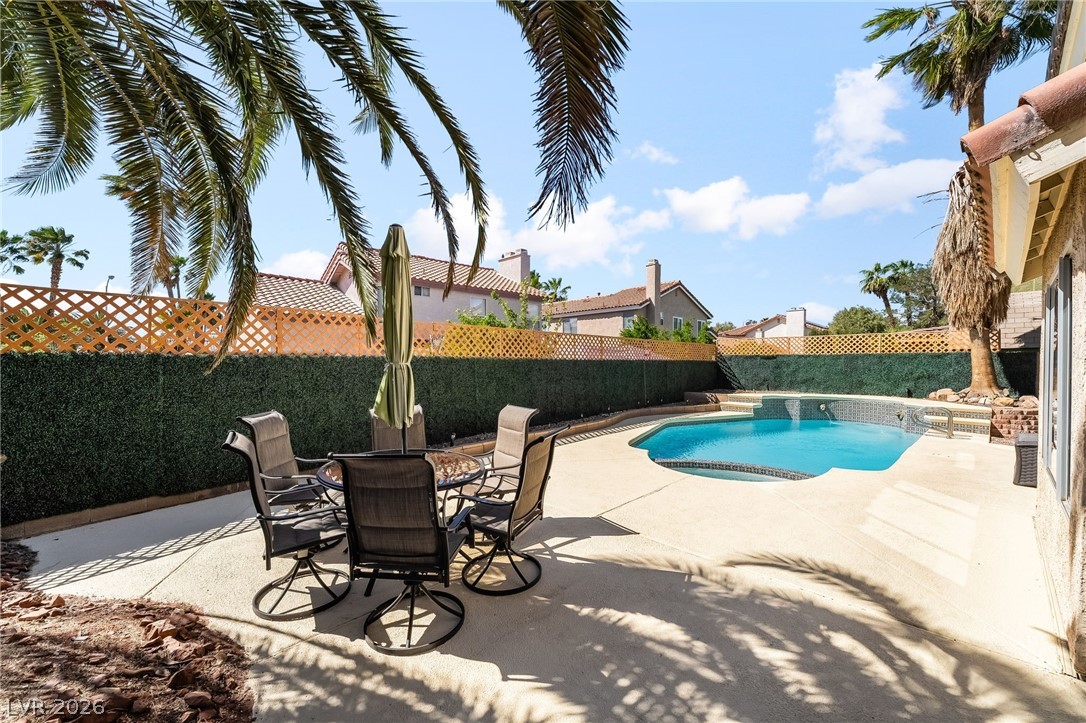 6741 Bodega Drive